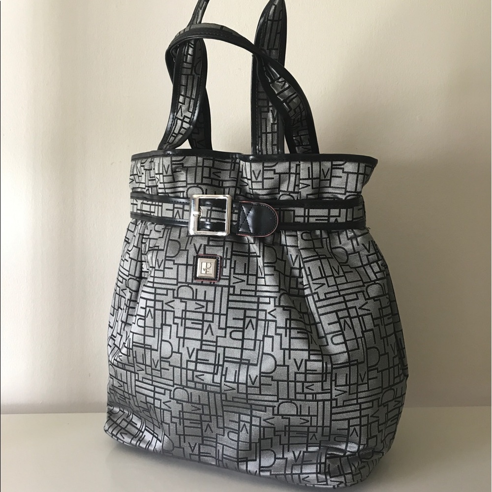 Diane Von Furstenberg luggage bag